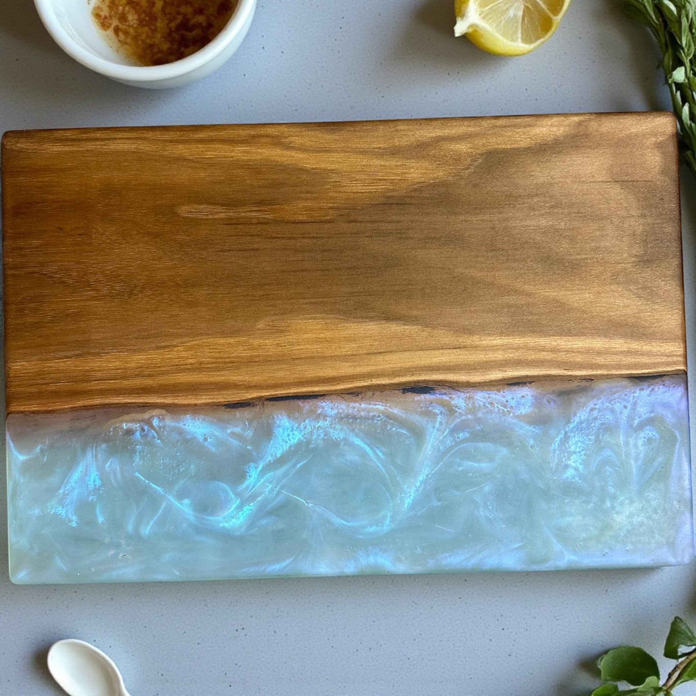 Opal drift resin board