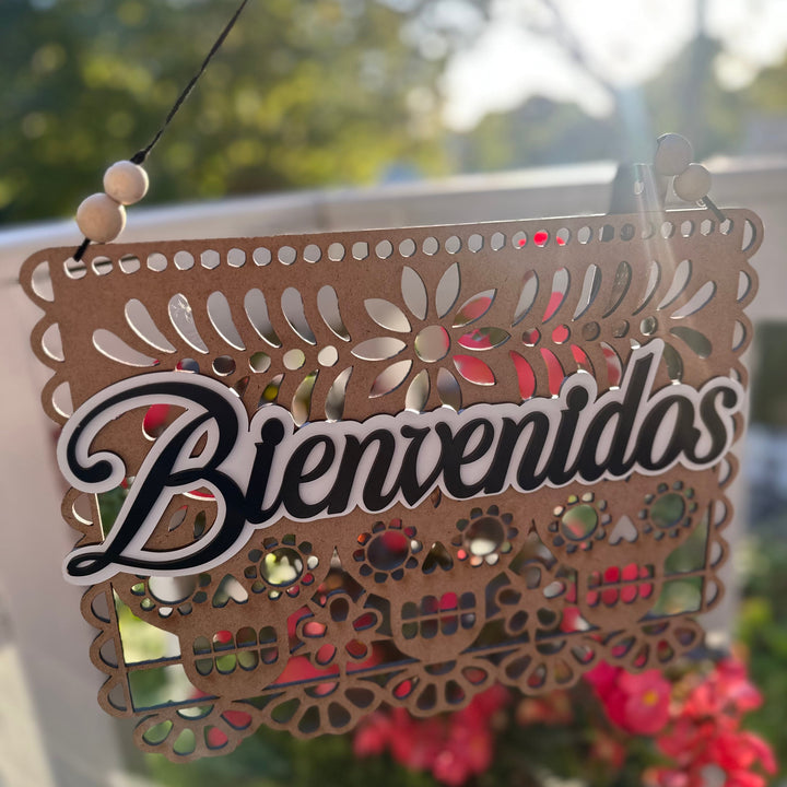 Bienvenidos Door Hang